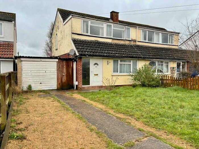 3 Bedroom Semi-Detached House To Rent In Hungerford Road, Calne, SN11