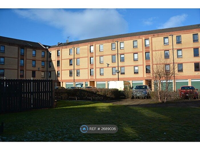 2 Bedroom Flat To Rent In Middlesex Gardens, Glasgow, G41