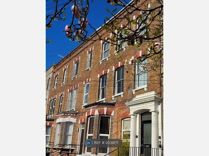 2 Bedroom Flat To Rent In Crescent Road, Ramsgate, CT11