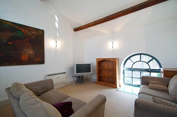 2 Bedroom Apartment To Rent In The Old Glassworks, Church Lane, LS6