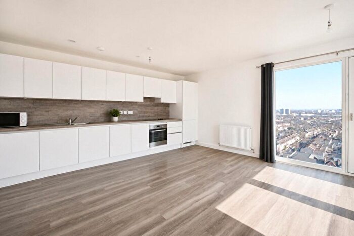 3 Bedroom Flat For Sale In Ron Leighton Way, East Ham, London, E6