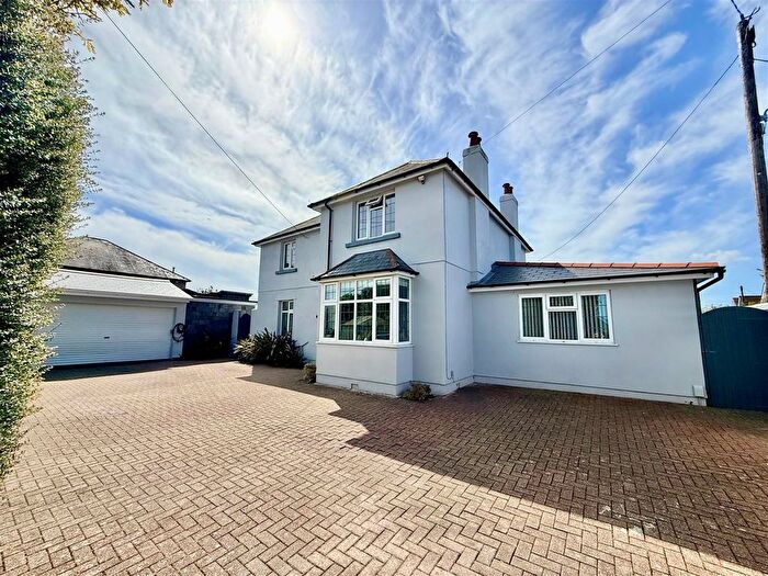 4 Bedroom Detached House For Sale In Plympton, Plymouth, PL7