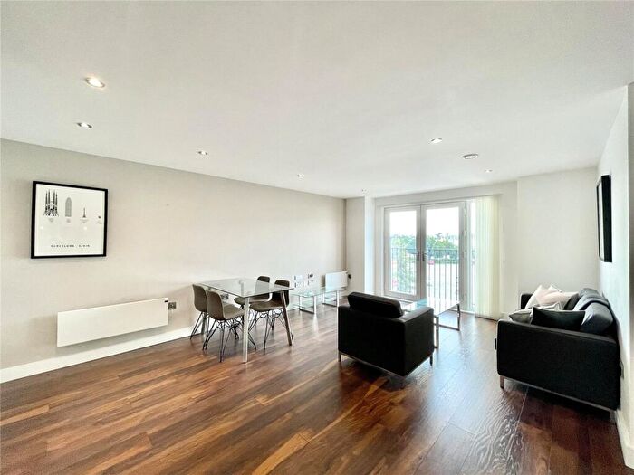 2 Bedroom Apartment To Rent In Wilburn Basin, Ordsall Lane, Salford, M5