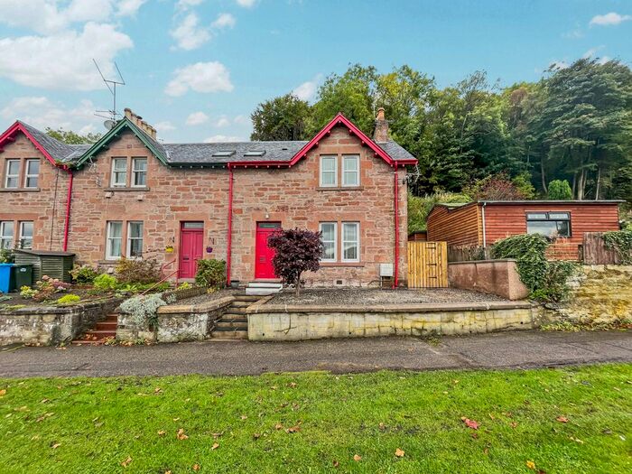 3 Bedroom End Of Terrace House For Sale In Hill Terrace, Dingwall IV15