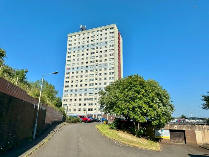2 Bedroom Flat To Rent In White Cart Tower, East Kilbride, South Lanarkshire, G74
