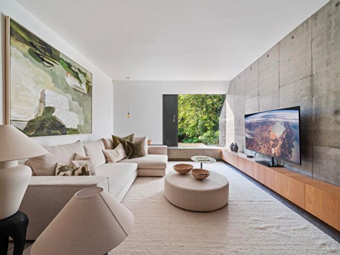 5 Bedroom Semi-Detached House For Sale In King Henrys Road, Primrose Hill, London, NW3