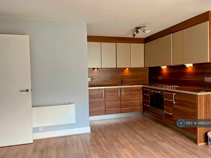 1 Bedroom Flat To Rent In Alencon Link, Basingstoke, RG21