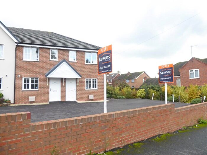 2 Bedroom Town House To Rent In Broad Street, Bromsgrove, Worcestershire, B61