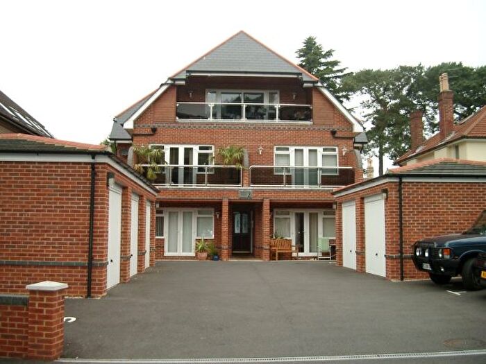 2 Bedroom Flat To Rent In Belle Vue Road, Parkstone, Poole, BH14