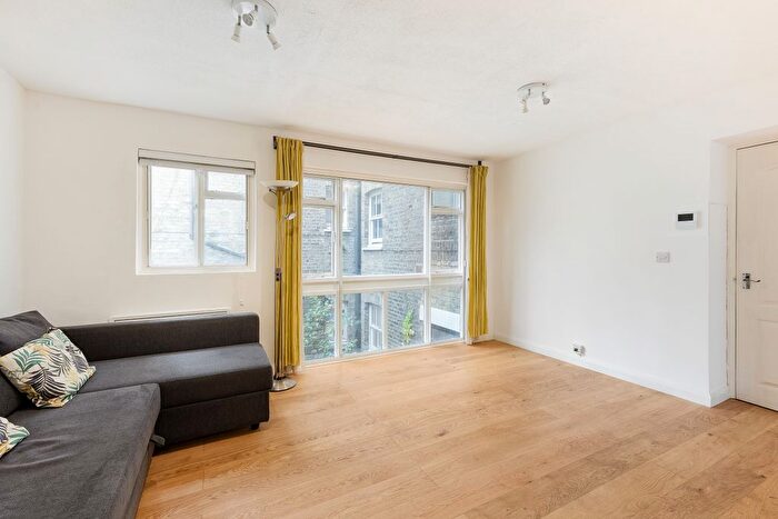 1 Bedroom Flat To Rent In Kensington Gardens Square, Bayswater, W2