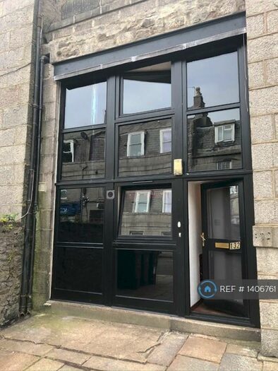 2 Bedroom Flat To Rent In Crown Street, Aberdeen, AB11