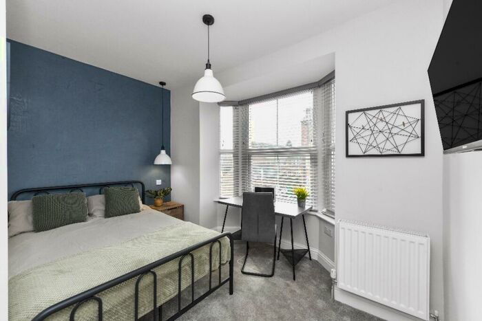 6 Bedroom Semi-Detached House To Rent In Marlborough Street, Dunkirk, Nottingham, NG7