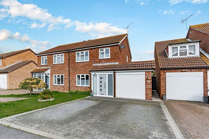 3 Bedroom Semi Detached House For Sale In Cornwall Road, Herne Bay, CT6