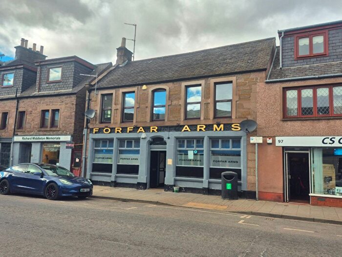 2 Bedroom Flat To Rent In East High Street, Forfar, DD8