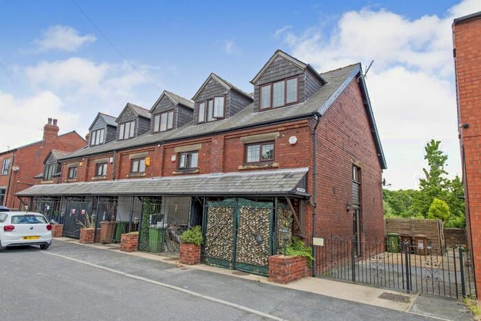 2 Bedroom End Of Terrace House For Sale In Edward Street, Altofts, Normanton, WF6