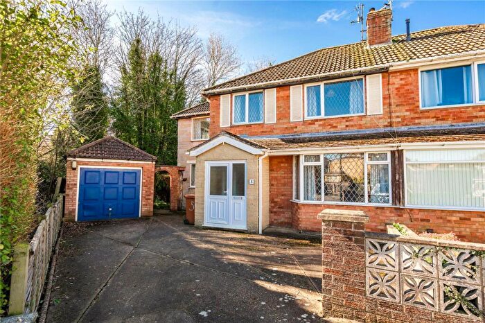 4 Bedroom Semi Detached House For Sale In Ludgate Close, Waltham, Grimsby, Lincolnshire, DN37