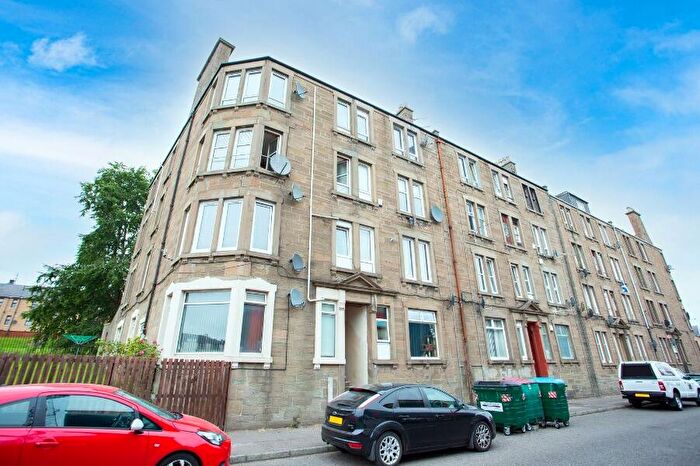 2 Bedroom Flat To Rent In Sandeman Street, Coldside, Dundee, DD3