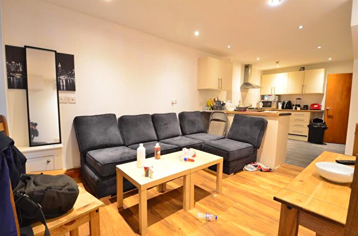 4 Bedroom Terraced House To Rent In Westminster Road Selly Oak, B29