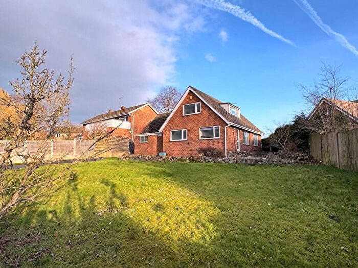 3 Bedroom Detached House For Sale In Hulland View, Allestree, Derby, DE22