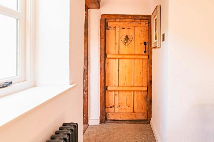 2 Bedroom Cottage For Sale In Hunstead Lane, Brooke, NR15