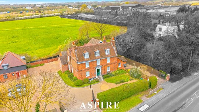 1 Bedroom Flat To Rent In Warley Street, Great Warley, CM13