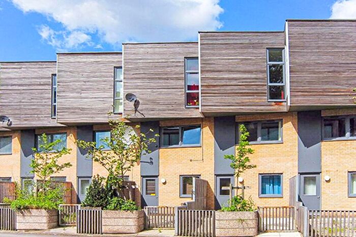 3 Bedroom Town House To Rent In Southcombe Walk, Hulme, Manchester, M15