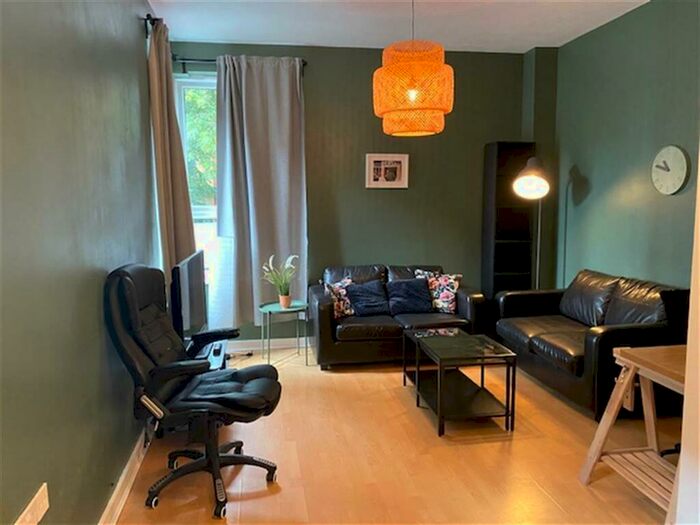 2 Bedroom Apartment To Rent In The Old Bank, Boundary Lane, Manchester, M15