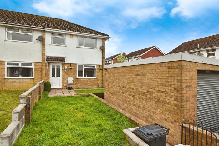 3 Bedroom Semi-Detached House For Sale In Caerleon Grove, Merthyr Tydfil, CF48