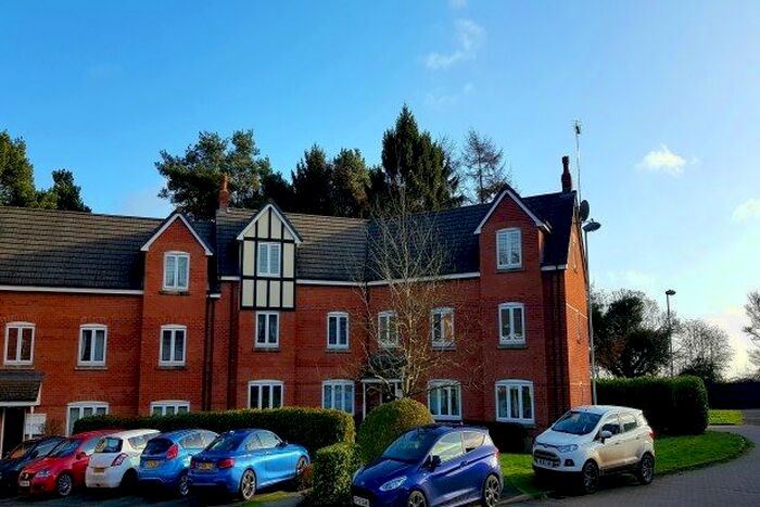 2 Bedroom Flat To Rent In Blythe Bridge, Stoke-On-Trent, ST11