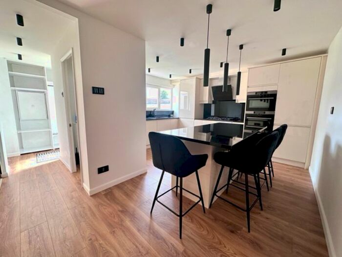 3 Bedroom Terraced House To Rent In Fulmer Walk, Weacock Farm, Waterlooville, PO8