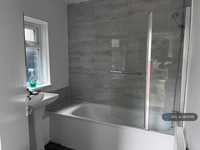 3 Bedroom Semi-Detached House To Rent In Beatty Road, Stanmore, HA7