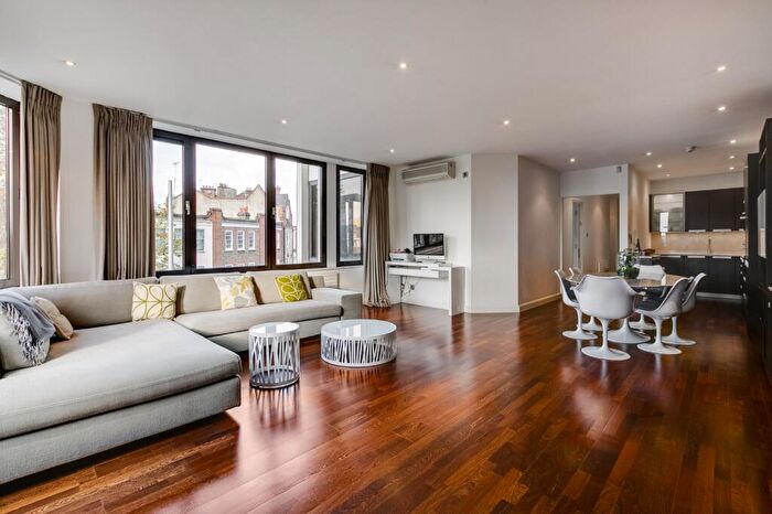 3 Bedroom Flat To Rent In Quant House, Milmans Street, London, SW10