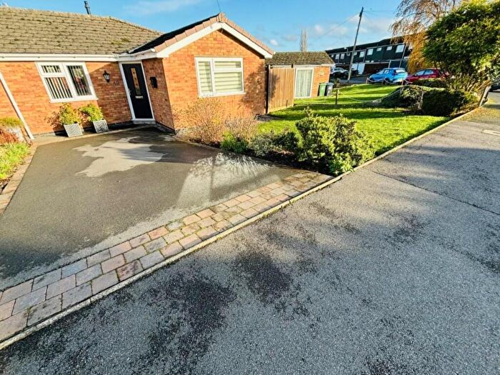 2 Bedroom Semi-Detached Bungalow For Sale In Holt Avenue, Leamington Spa, CV33