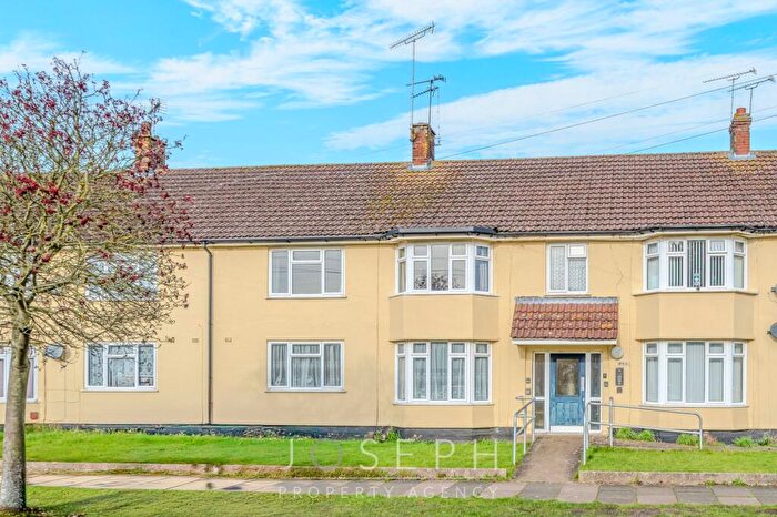 2 Bedroom Apartment For Sale In Swansea Avenue, Ipswich, IP2