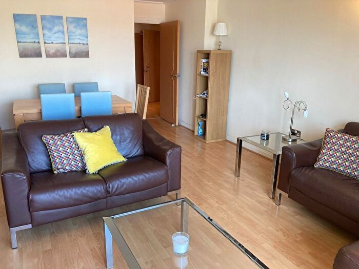 1 Bedroom Flat To Rent In Lynton Court, Chandlery Way, Cardiff, CF10