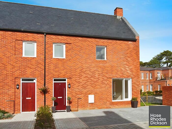 2 Bedroom End Of Terrace House To Rent In Byron Court, Gatcombe Manor, PO30