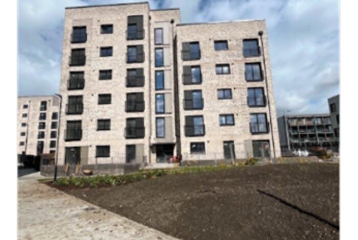 2 Bedroom Flat To Rent In , Armour Street, G31