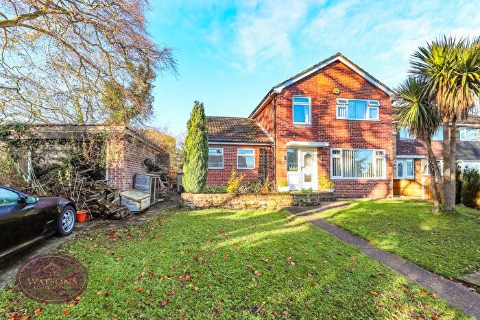 4 Bedroom Detached House For Sale In Lovell Close, Nottingham, NG6