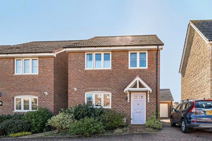 3 Bedroom Detached House To Rent In Monks Walk, Marcham, Abingdon, OX13