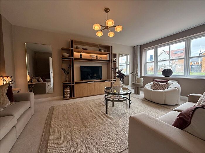 4 Bedroom Detached House For Sale In Maplewood Park, Monterey Gardens, Basingstoke, RG23