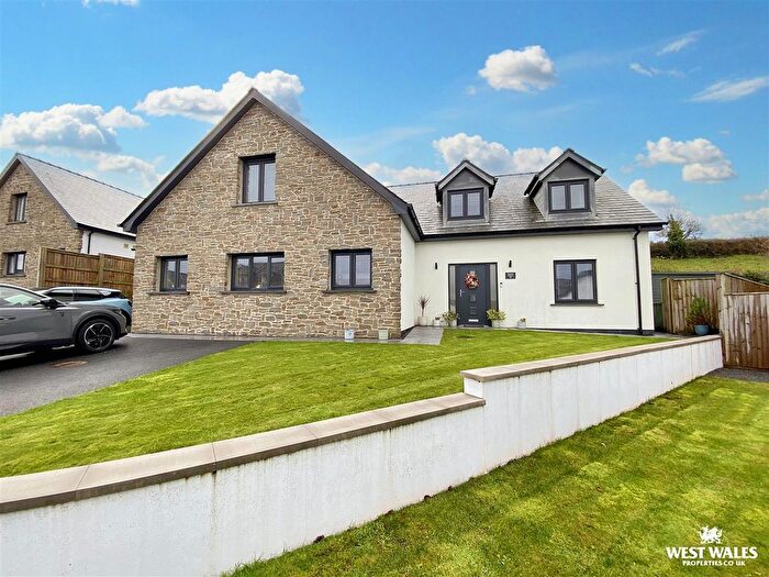 4 Bedroom Detached House For Sale In Pludds Meadow, Laugharne, Carmarthen, SA33