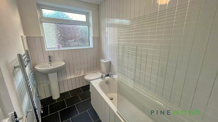2 Bedroom Flat To Rent In Church Street, Clowne, Chesterfield, S43