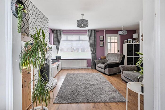 3 Bedroom Terraced House To Rent In Rowacres, Whitchurch, Bristol, BS14