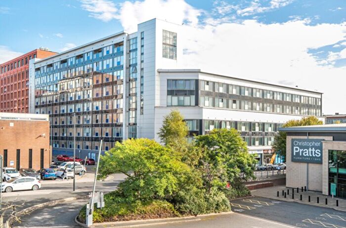 2 Bedroom Apartment For Sale In Citispace West, Leylands Road, LS2