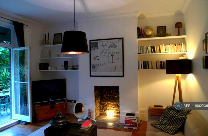 1 Bedroom Flat To Rent In Ground Floor, London, SE14