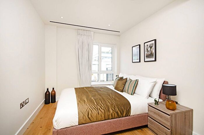 3 Bedroom Flat To Rent In Aerodrome Road, Colindale, London, NW9