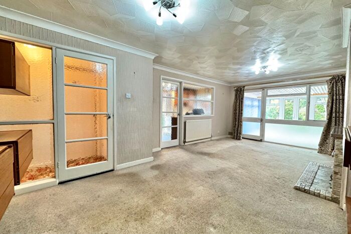 2 Bedroom Semi-Detached Bungalow For Sale In St John's Road, Locks Heath, SO31