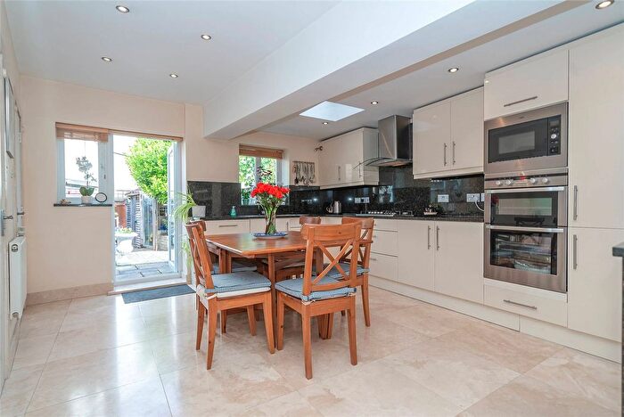 3 Bedroom Terraced House For Sale In Church Lane, East Finchley, London, N2