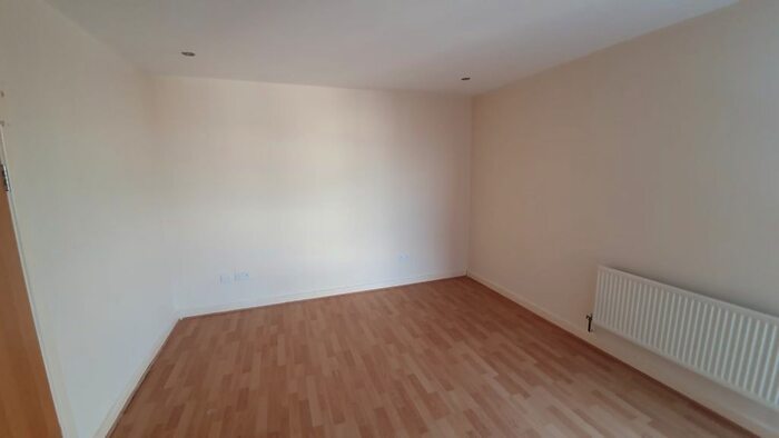 1 Bedroom Flat To Rent In Corbett Street, B66