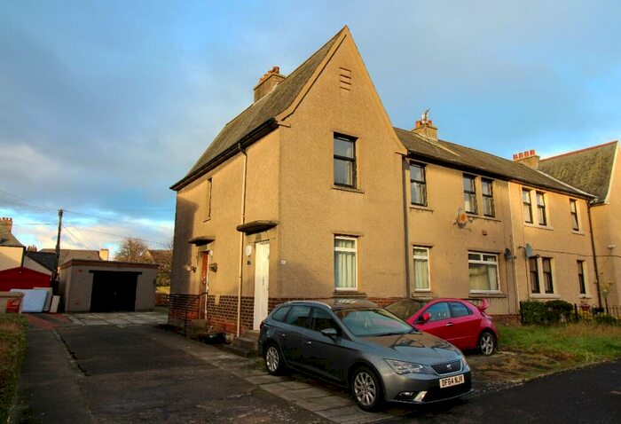 3 Bedroom Flat To Rent In Cross Street, Falkirk, FK2